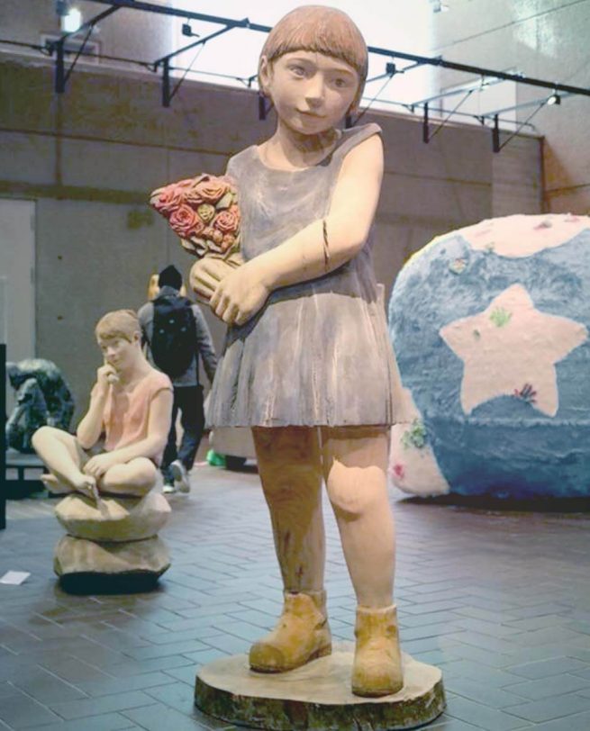 Momoyo Kobayashi Art